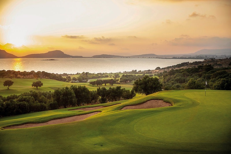 Golfurlaub in Costa Navarino